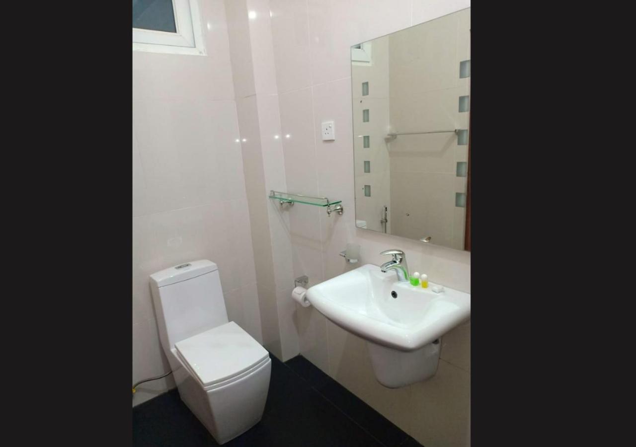 Slightly Chilled Hotel Nallathanniya Bagian luar foto