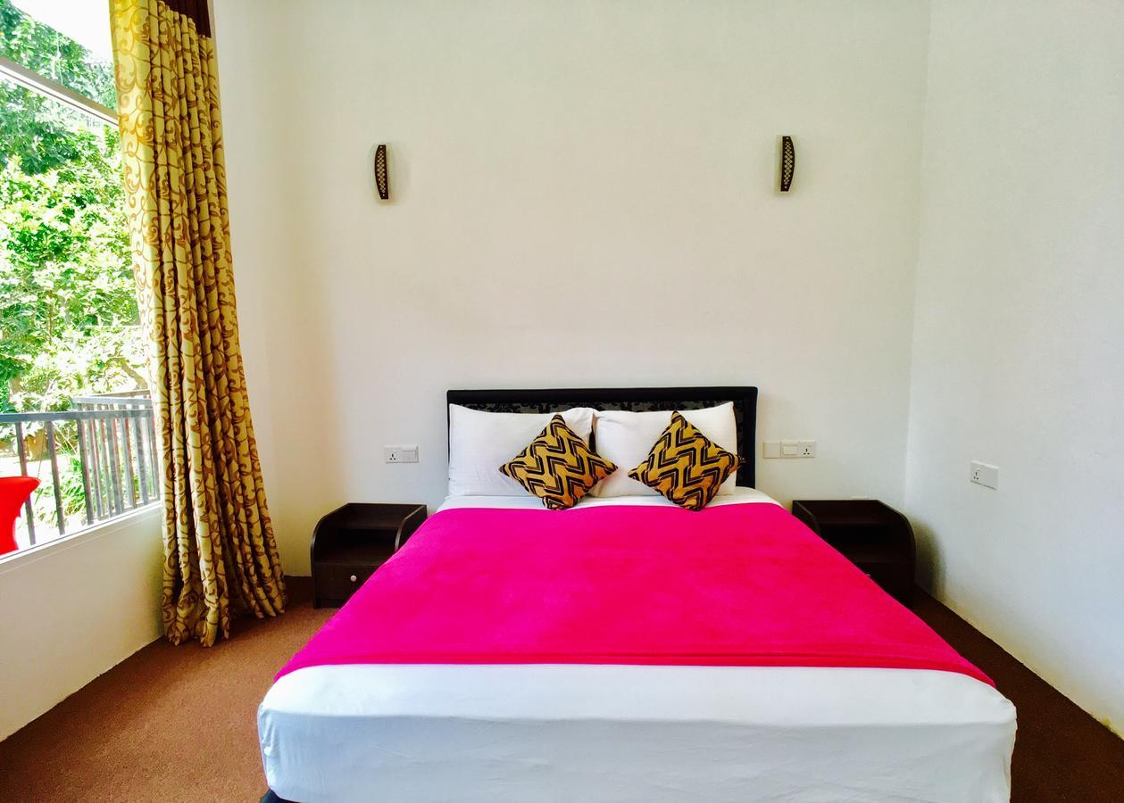 Slightly Chilled Hotel Nallathanniya Bagian luar foto