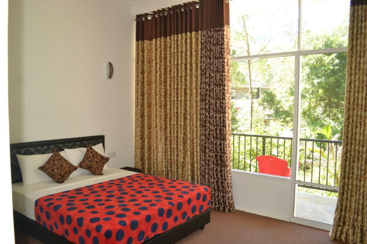 Slightly Chilled Hotel Nallathanniya Bagian luar foto