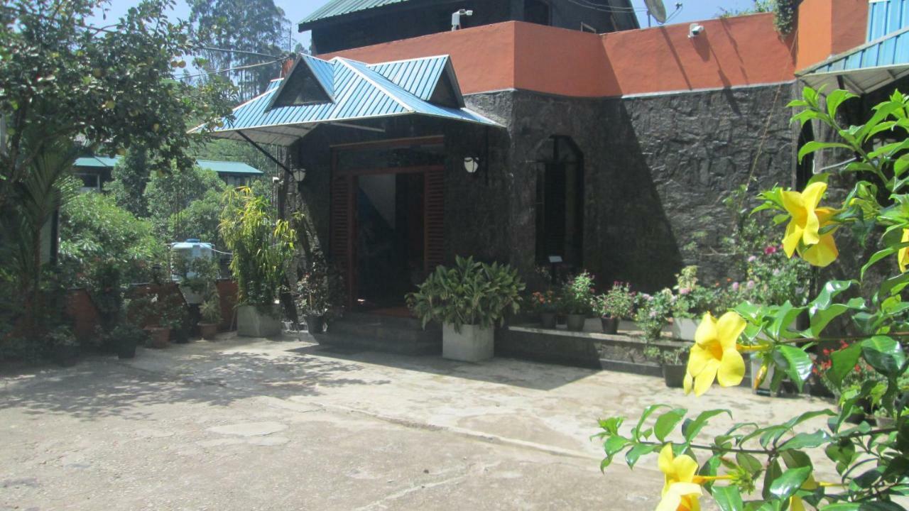 Slightly Chilled Hotel Nallathanniya Bagian luar foto